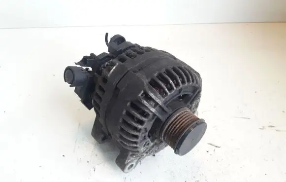 Volvo V50 Generator/alternator 9646321880 0124525035