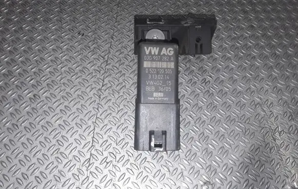 Audi A3 S3 8P Glow plug pre-heat relay 03G907282A 0522120505