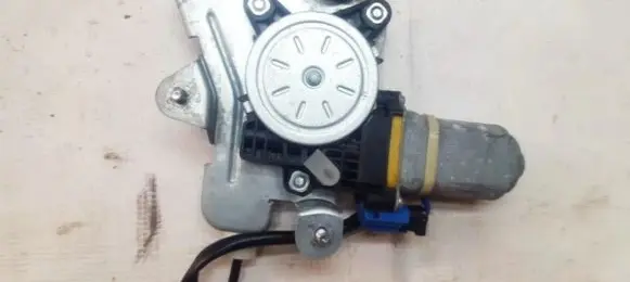 Rear door window regulator motor