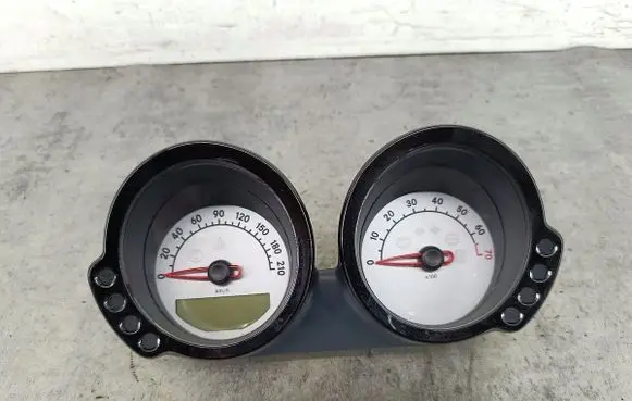 Smart ForFour I Speedometer (instrument cluster)