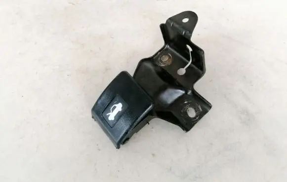 Nissan X-Trail T30 Engine bonnet (hood) release handle