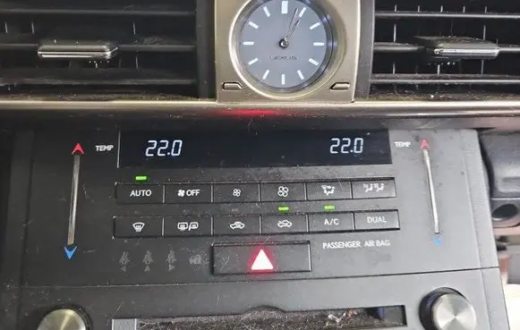 Lexus IS III XE30 Climate control/heater control trim 55900-53241 IMPRK1501362