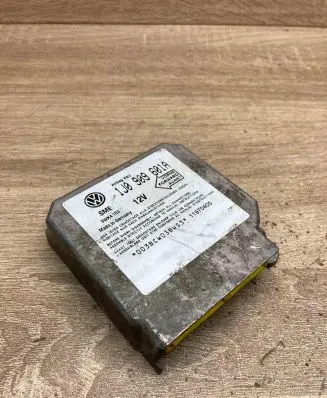 Audi A3 S3 8L Airbag control unit/module 1J0909601A