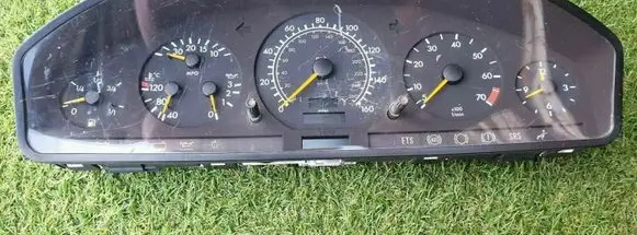 Mercedes-Benz S W140 Speedometer (instrument cluster) A1404404311