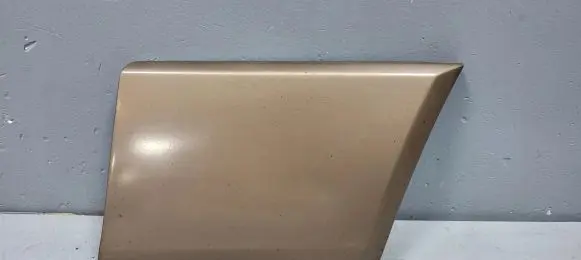 Mercedes-Benz 190 W201 Fender trim (molding) 2016906840
