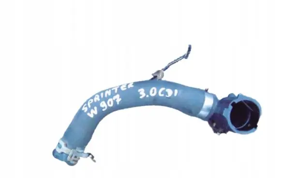 Mercedes-Benz Sprinter W907 W910 Engine coolant pipe/hose a9075010200