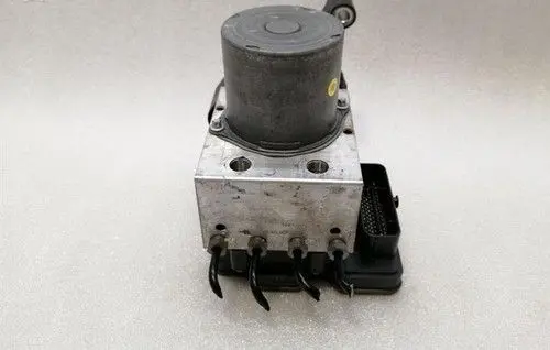 Mercedes-Benz S W222 ABS Pump A2224310400