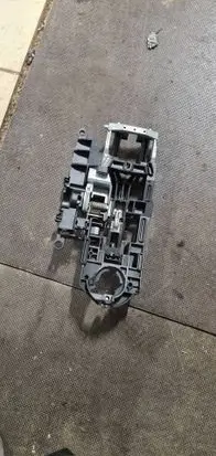 Rear door exterior handle/bracket