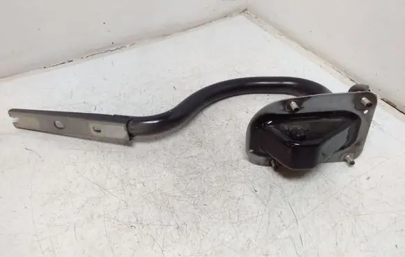 BMW 5 E60 E61 Tailgate/trunk/boot hinge 7034245