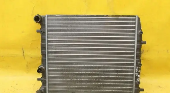 Volkswagen Fox Coolant radiator 6QE121253