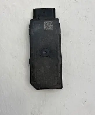 Skoda Enyaq iV Keyless system antenna RSB19 5WA962133D 5WA962133B