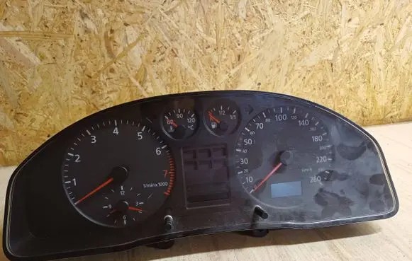 Audi A4 S4 B5 8D Speedometer (instrument cluster) 8D0919860GX 110208870002