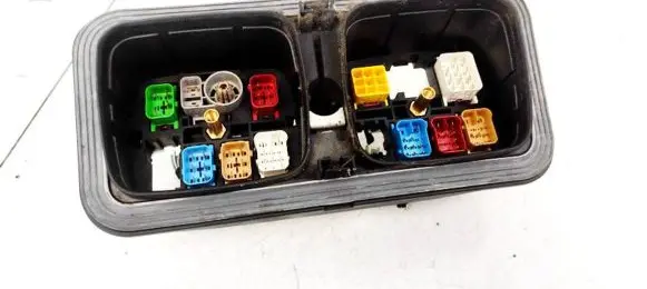 Volkswagen Polo IV 9N3 Fuse box set 6Q0937403 6Q0937403B