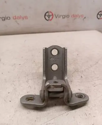 Hyundai Santa Fe Rear door lower hinge