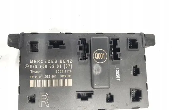 Mercedes-Benz Vito Viano W639 Door control unit/module 6399003201