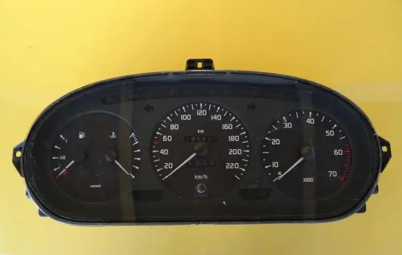 Renault Megane I Speedometer (instrument cluster) 7700839644