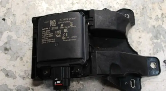 Renault Captur II Distronic sensor radar 284E74236R