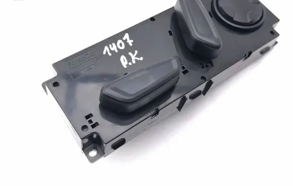 Ford Kuga III Seat control switch NX7T14B709AA3JA6