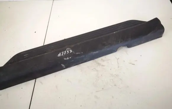 Hyundai Sonata Front sill trim cover 858813q000 85881-3q000
