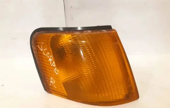 Ford Scorpio Front indicator light 85GG13358AA
