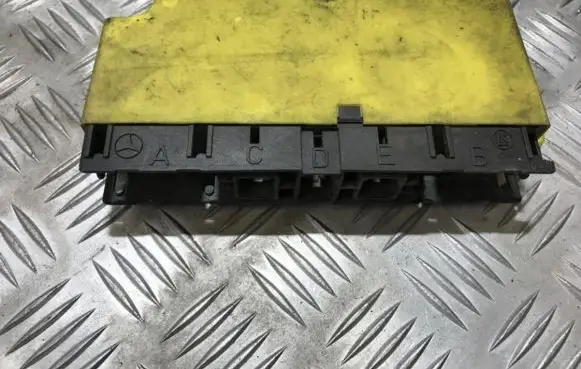 Mercedes-Benz E W124 Comfort/convenience module 1248203126