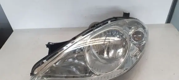 Mercedes-Benz A W169 Headlight/headlamp A1698200361 031197601