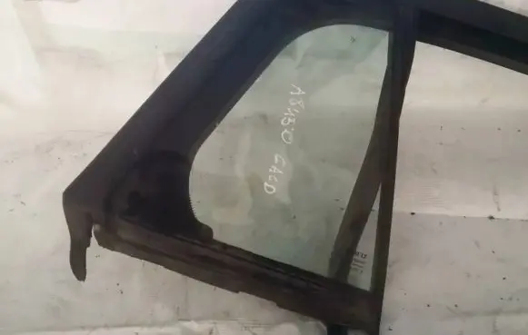 Renault Megane III Rear side window