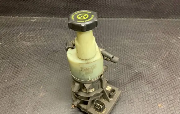 Ford Galaxy Power steering pump 6G913K514AD 070911