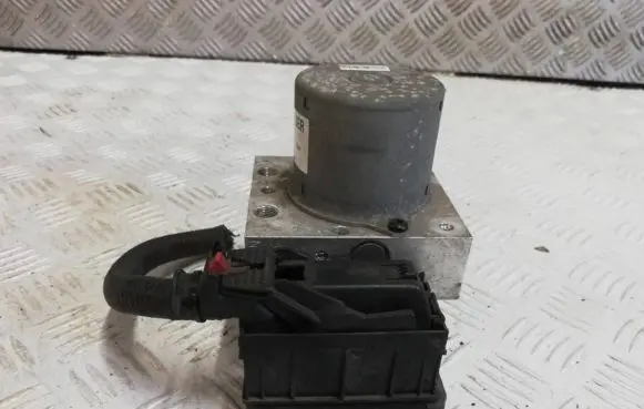 Opel Mokka ABS Pump 94786557 688250455 925557NM6BPJ