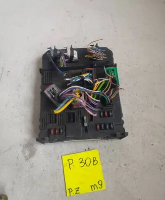 Citroen C3 Fuse box set 23894782