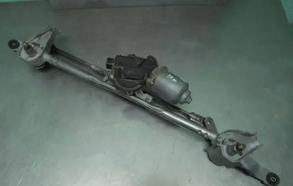 Subaru Forester SH Front wiper linkage and motor 86511SC010 1593001841 12V111