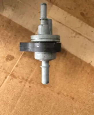 Peugeot 2008 II Turbo solenoid valve 9802009480