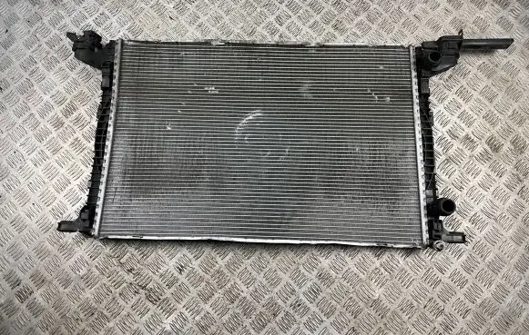 Coolant radiator
