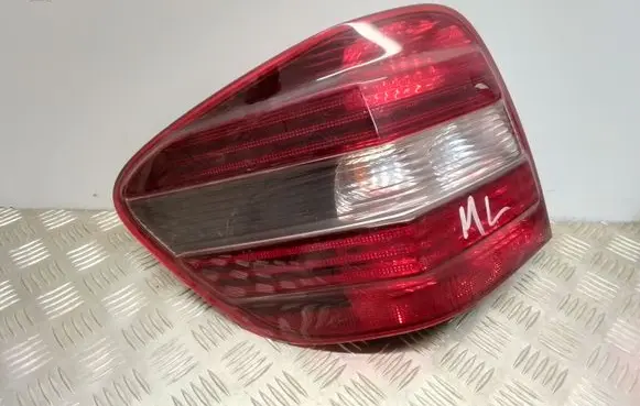 Mercedes-Benz ML W164 Rear/tail lights