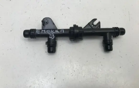Opel Mokka B Engine coolant pipe/hose 9834745480