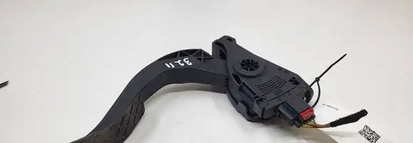 Audi A4 S4 B8 8K Accelerator throttle pedal 8K1723523 6PV00950501