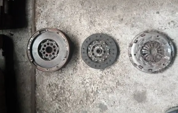 Volvo V40 Clutch set kit 31367900