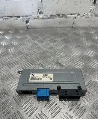 BMW 5 F10 F11 Gateway control module 9236463