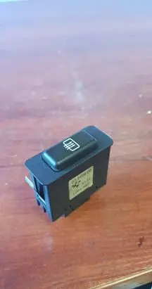 BMW 5 E34 Windscreen/window heater switch 1384480