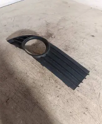 Renault Espace IV Front bumper lower grill Z17V0S