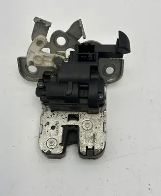 Tailgate/trunk/boot lock/catch/latch