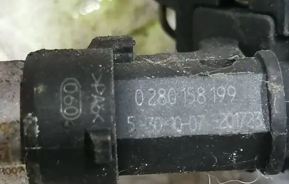 Fiat 500 Fuel injector 0280158199