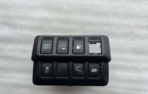 Subaru Crosstrek II Fuel tank opening switch 