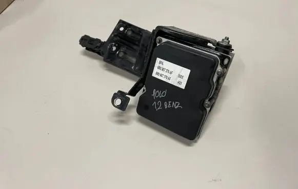Volkswagen Polo V 6R ABS Pump 6R0907379AF