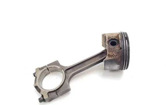 Ford Focus Piston with connecting rod 40151 3135C1300V RF157G6205AG