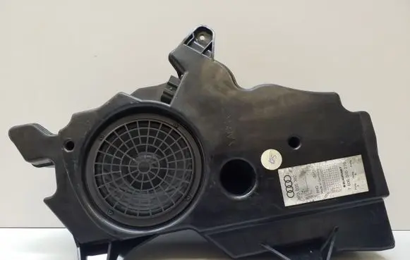 Audi A3 S3 A3 Sportback 8P Subwoofer speaker 8P3035382 7606500216