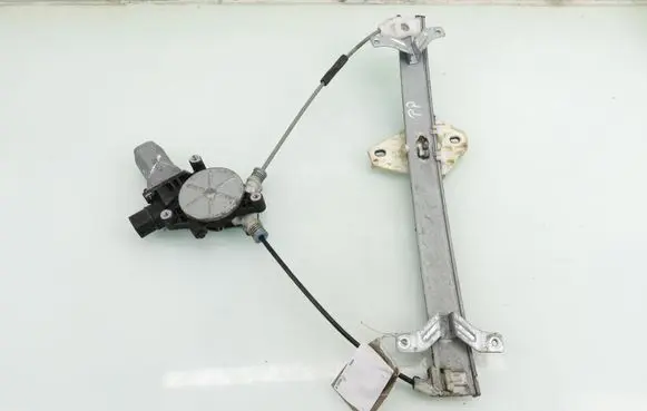 Honda Accord Front door window regulator with motor CM011250