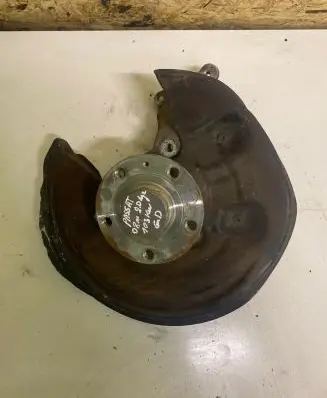 Volkswagen PASSAT B6 Rear wheel hub