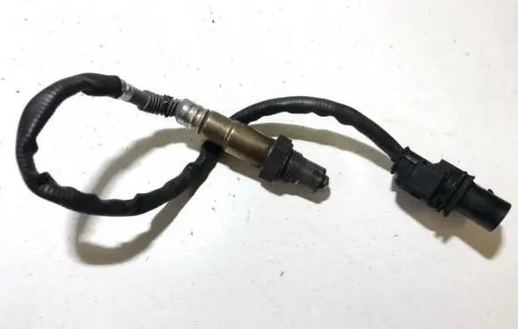 BMW 5 E60 E61 Lambda probe sensor 779159202 7791592-02