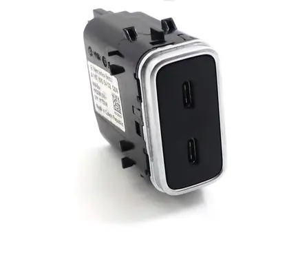 Mercedes-Benz GLE W167 USB socket connector A1678205402